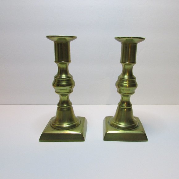 vintage brass push up candle stick holders set of 2 - Picture 2 of 13